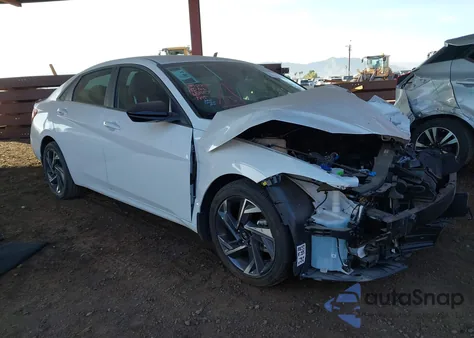 2025 Hyundai Elantra Sel Sport z USA, uszkodzony, nr VIN KMHLM4DG3SU961845